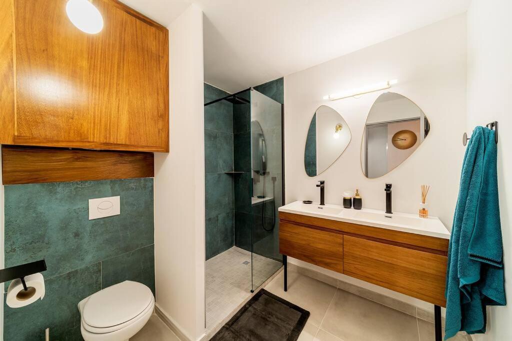 Le Cocon Retro-Chic A La Capitale Apartment Saint-Denis Luaran gambar