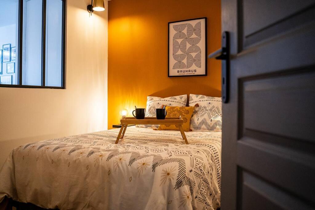 Le Cocon Retro-Chic A La Capitale Apartment Saint-Denis Luaran gambar
